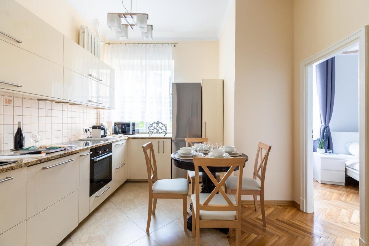 P&O Serviced Apartments Plac Konstytucji Варшава Екстер'єр фото