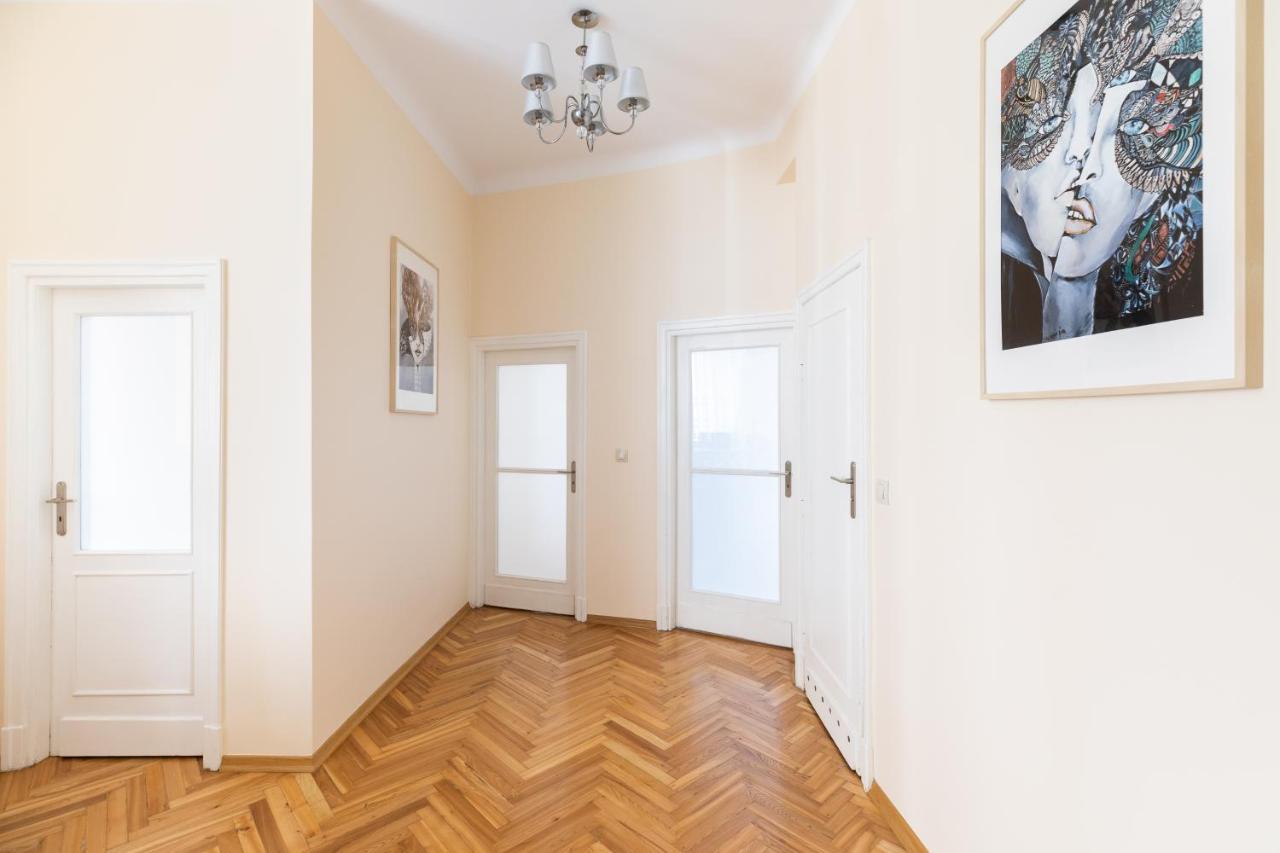 P&O Serviced Apartments Plac Konstytucji Варшава Екстер'єр фото